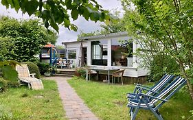 Het Kleine Huis Mobile Home By The Harbour And The Lauwersmeer